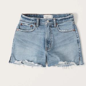 Abercrombie Curve love 90s cutoff shorts size 31